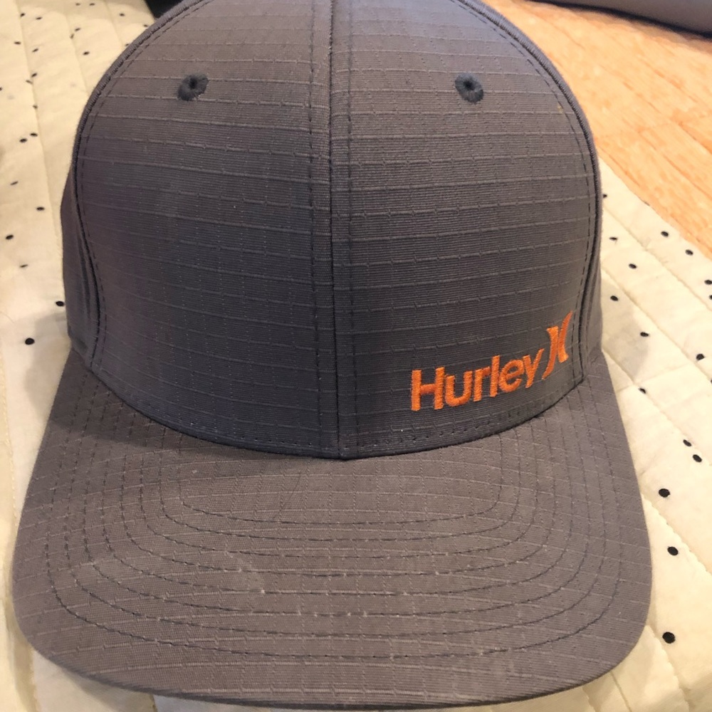 Hurley flex fit hat. Size L/XL